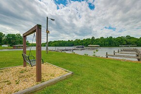 Lake Anna Retreat w/ Dock Access: Boating & Bbqs!