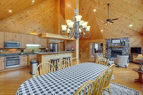 Lake Anna Retreat w/ Dock Access: Boating & Bbqs!