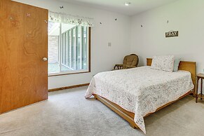 Lodge-style Home in Coshocton w/ Spacious Yard