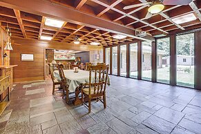 Lodge-style Home in Coshocton w/ Spacious Yard