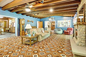 Lodge-style Home in Coshocton w/ Spacious Yard