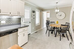2 Mi to Hospitals, Union U: Home w/ Covered Patio