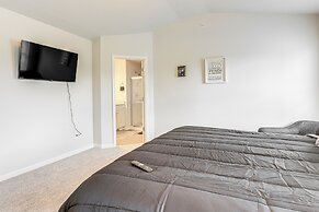 Walk to Dog Park & Playground: Hampton Haven!