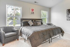 Walk to Dog Park & Playground: Hampton Haven!