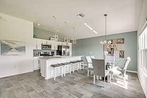 Near Brownwood Paddock Square: Home w/ Pool Access