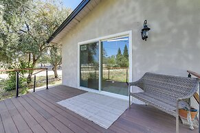 4 Mi to Folsom Lake: Modern Home w/ Patio!