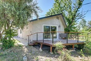 4 Mi to Folsom Lake: Modern Home w/ Patio!