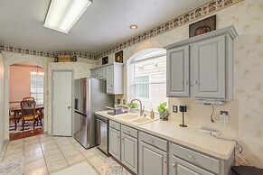 12 Mi to Dtwn Houston: Family-friendly Home!