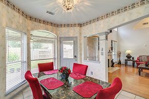 12 Mi to Dtwn Houston: Family-friendly Home!