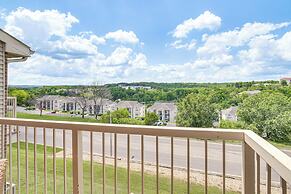 1 Mi to 76 Strip: Family Condo in Branson!