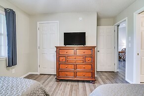 1 Mi to 76 Strip: Family Condo in Branson!