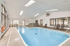 1 Mi to 76 Strip: Family Condo in Branson!