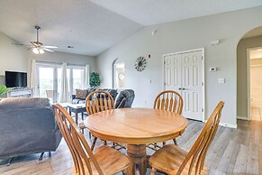 1 Mi to 76 Strip: Family Condo in Branson!