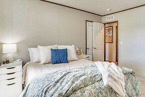 12 Mi to Possum Kingdom Lake: Graford Getaway!