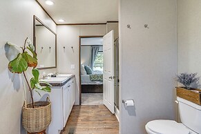 12 Mi to Possum Kingdom Lake: Graford Getaway!