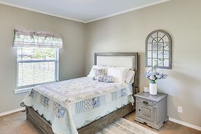 10 Mi to Aztec Ruins: Family Home w/ Large Yard!