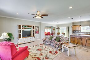 10 Mi to Aztec Ruins: Family Home w/ Large Yard!