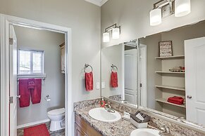 10 Mi to Aztec Ruins: Family Home w/ Large Yard!