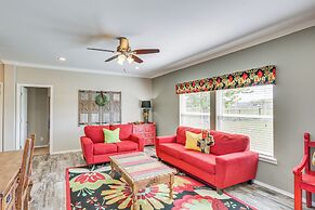 10 Mi to Aztec Ruins: Family Home w/ Large Yard!