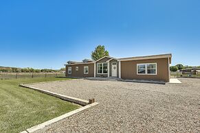 10 Mi to Aztec Ruins: Family Home w/ Large Yard!