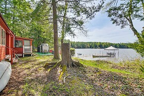 Dock + Fire Pit: Secluded Cottage in Denmark