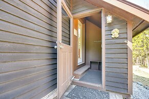 6 Mi to Lake & State Park: Hideaway in Elmore!