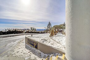 3 Mi to Sugar Mtn Ski Resort: Retreat w/ Pool!