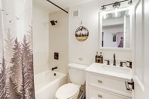 3 Mi to Sugar Mtn Ski Resort: Retreat w/ Pool!