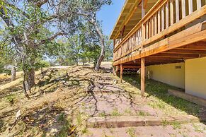 Deck + Views: Scenic Yosemite Lakes Retreat