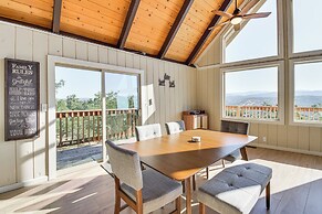 Deck + Views: Scenic Yosemite Lakes Retreat