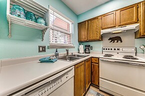 15 Mi to Ski Apache: Getaway w/ Balcony in Ruidoso