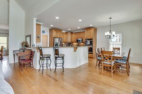 Home on Lake Lanier w/ Dock & Water Views