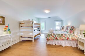 Home on Lake Lanier w/ Dock & Water Views