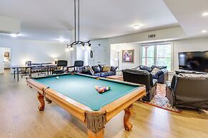 Home on Lake Lanier w/ Dock & Water Views