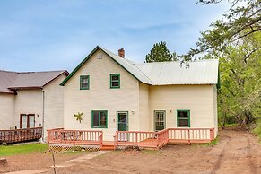 4 Mi to Gordon Lake: Cozy Retreat in Glidden!