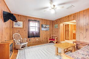 4 Mi to Gordon Lake: Cozy Retreat in Glidden!