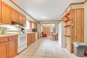 4 Mi to Gordon Lake: Cozy Retreat in Glidden!