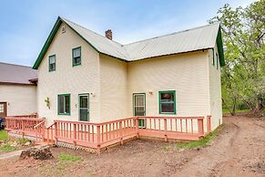 4 Mi to Gordon Lake: Cozy Retreat in Glidden!