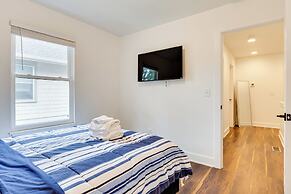 3 Mi to Dtwn: Dog-friendly Gem in Indianapolis!