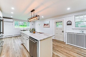 Near Lake & Wineries: Spacious Union Springs Home!