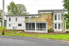 Near Lake & Wineries: Spacious Union Springs Home!