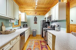 Cozy Cohutta Cabin: Creekside Cabin in Ellijay!