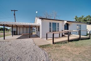 4 Mi to Ttu: Remodeled Retreat w/ Fenced Yard!