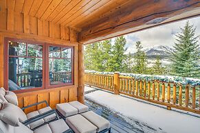 Sauna & Hot Tub: Mtn-view Retreat in Silverthorne!