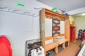 Sauna & Hot Tub: Mtn-view Retreat in Silverthorne!