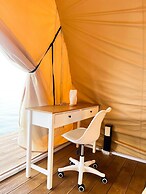 Floating Home in Reef Resort Unit 8