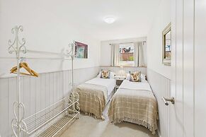 Host Stay The Fairways