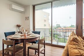 Liiiving - Warm Vintage Apartment