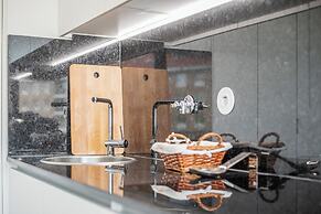 Liiiving - Warm Vintage Apartment