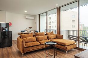 Liiiving - Warm Vintage Apartment